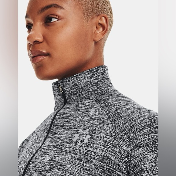 Under Armour Women's UA Tech™ Twist ½ Zip - Picture 2 of 6